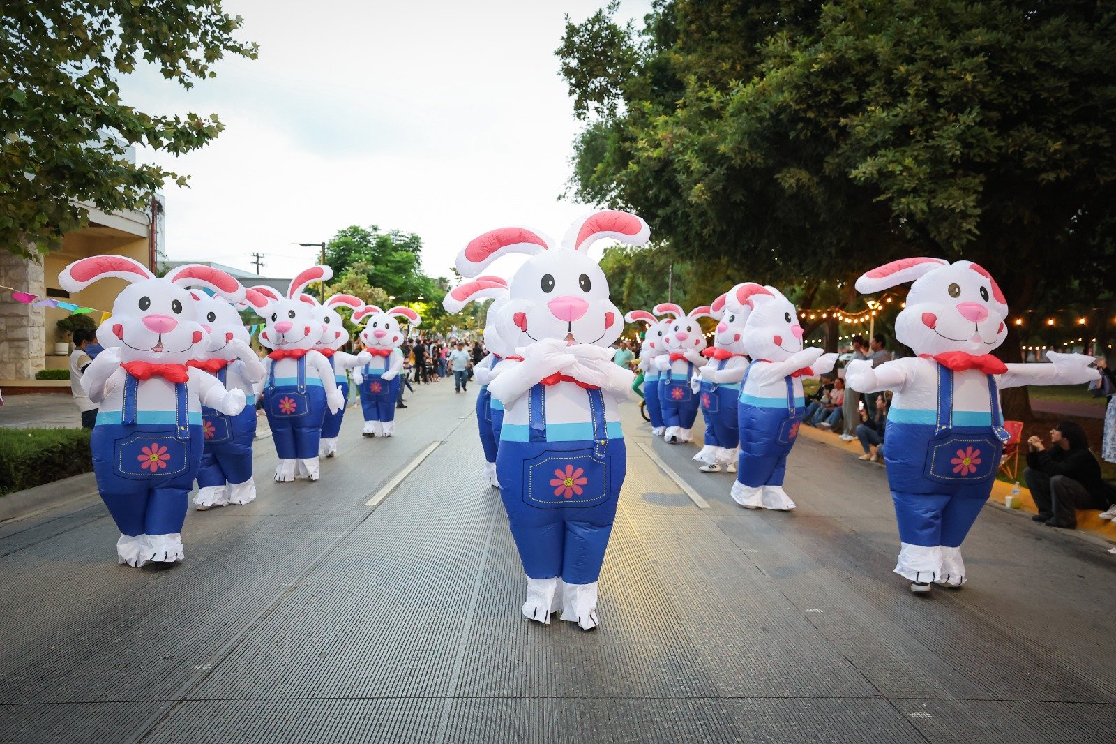 Invita San Pedro a disfrutar en familia “Desfile de Pascua” con temática de cuentos clásicos