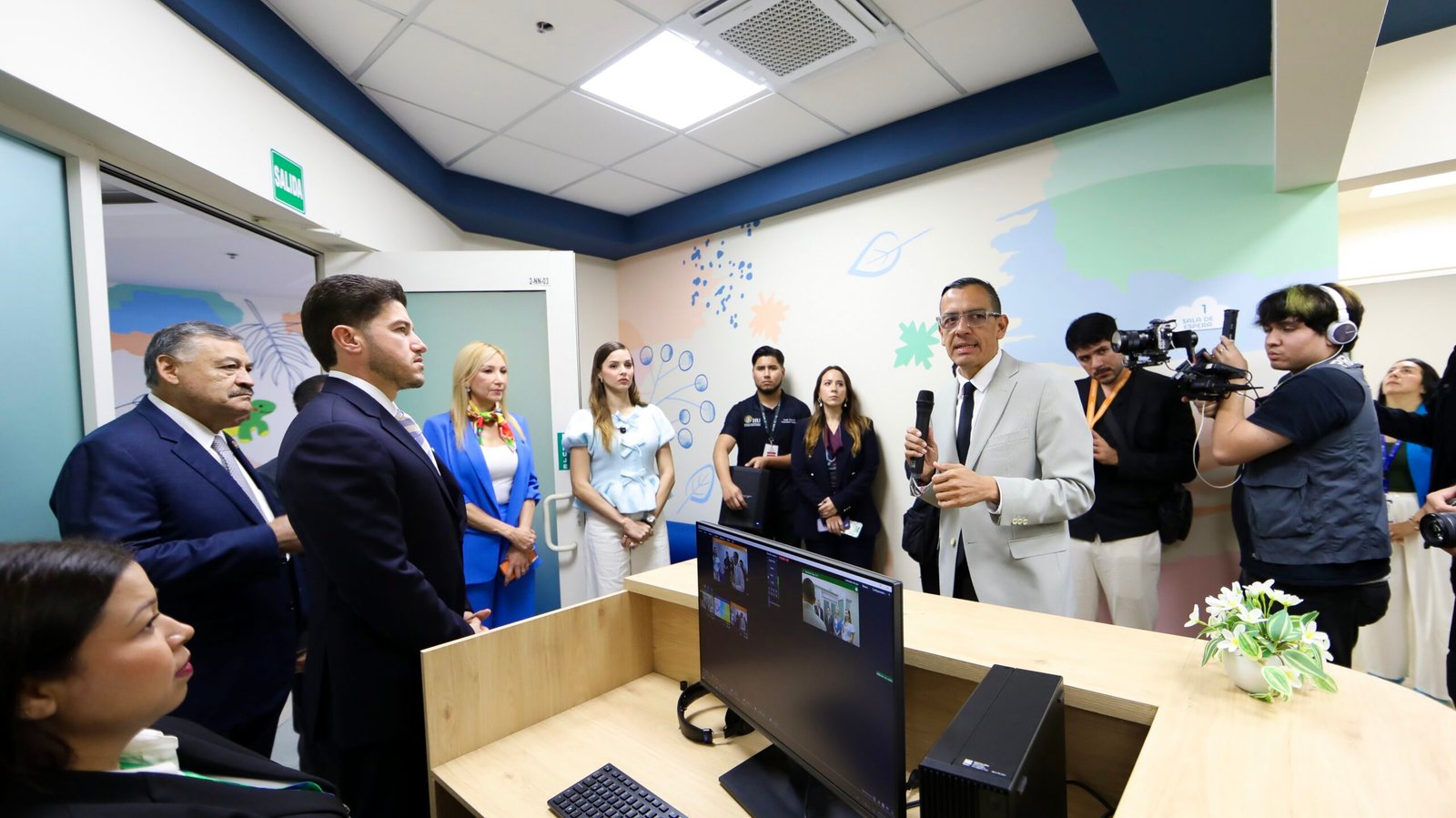 Inaugura UANL centro de investigación y apoyo a personas con autismo