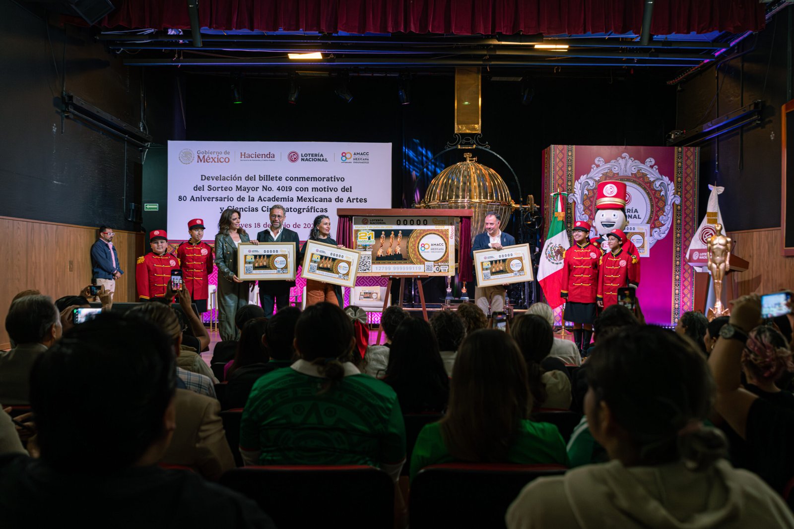 Con billete conmemorativo, la Lotería Nacional rinde homenaje a la Academia Mexicana de Artes y Ciencias Cinematográficas por su 80 Aniversario