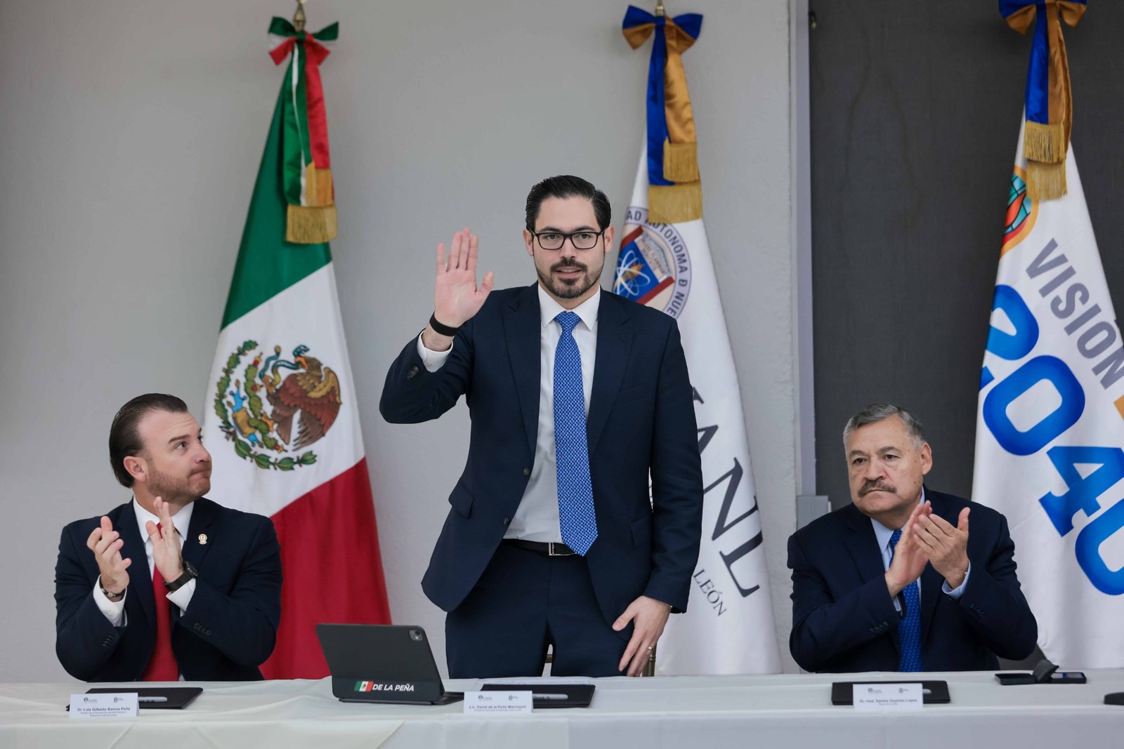 Firma Alcalde de Santiago convenio con la UANL para otorgar becas de hasta el 100 por ciento