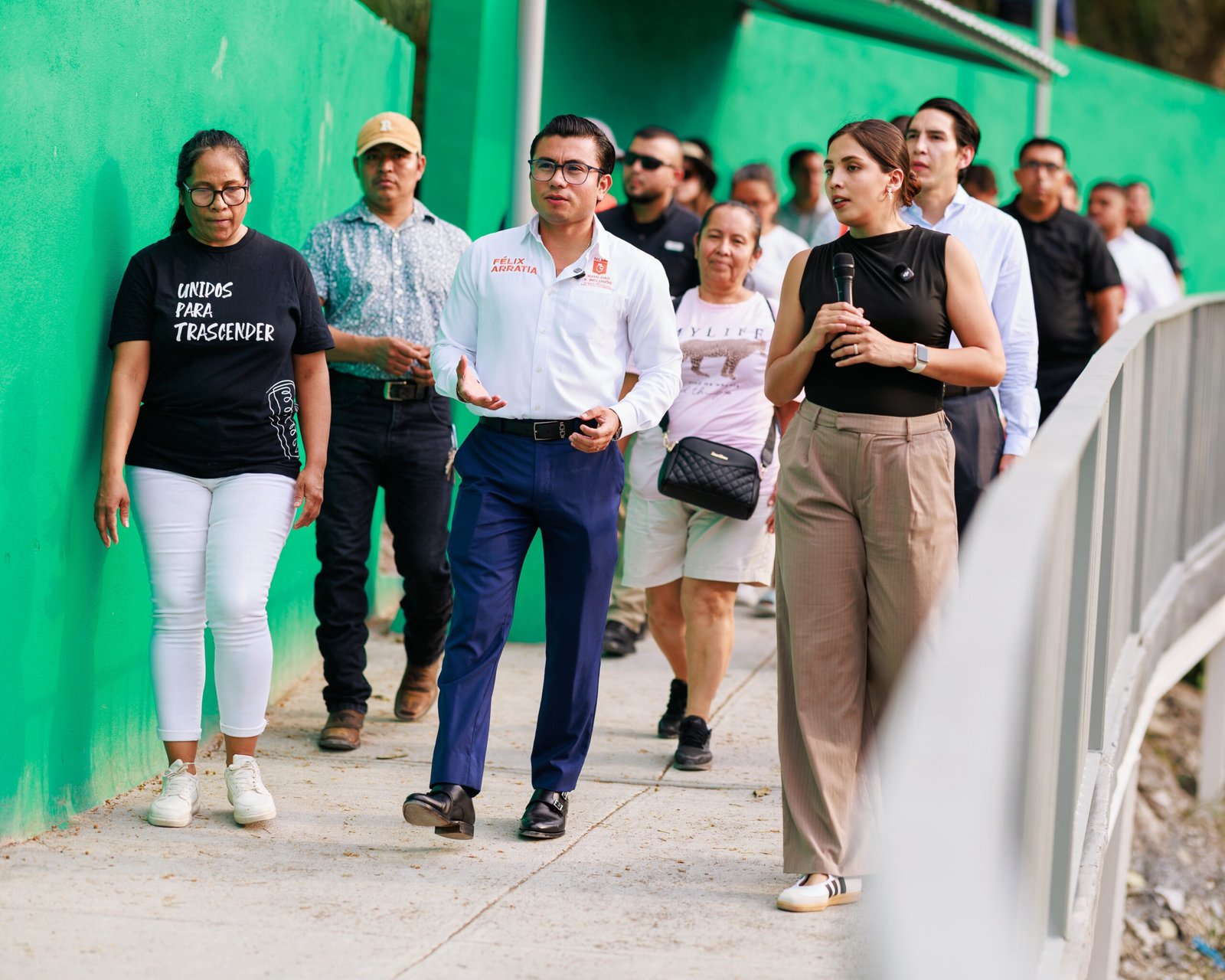 Inaugura Félix Arratia andador peatonal San Isidro en Monterrey; beneficiará a más de 7 mil personas