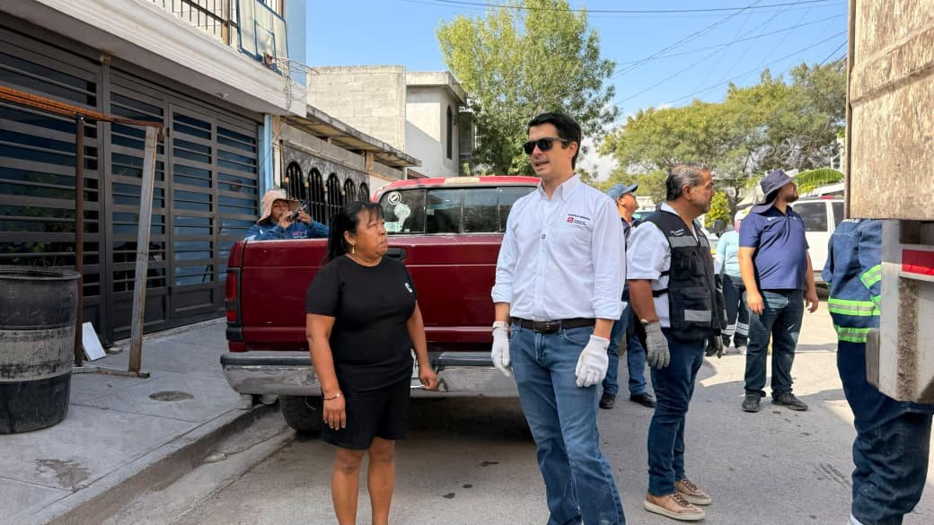 Recolecta Monterrey 15 toneladas de basura y cacharros en La Alianza